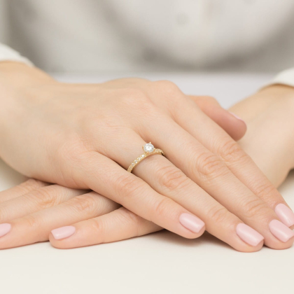 Pierścionek z Brylantami Laboratoryjnymi 0,64ct ze złota próby 585. W-0546/40LAB